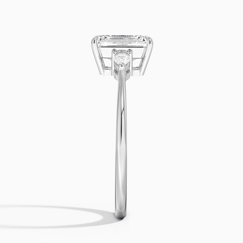 ANILLO DE COMPROMISO PETITE (1,25 + 0,11 CT) PERSONALIZADO - Emerald Cut