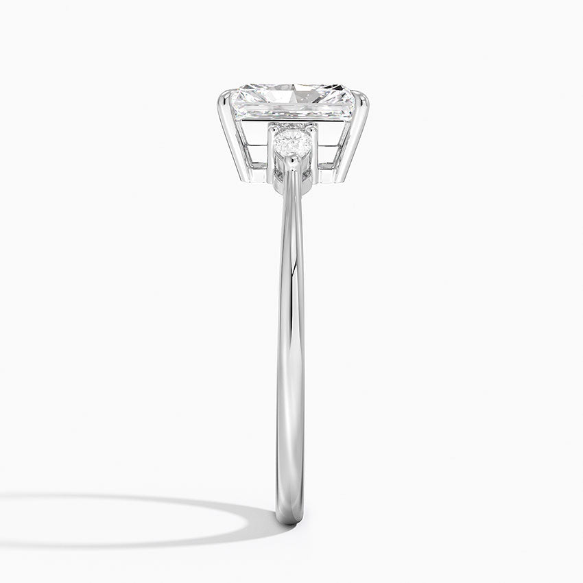 ANILLO DE COMPROMISO PETITE (1,25 + 0,11 CT) PERSONALIZADO - Radiant Cut