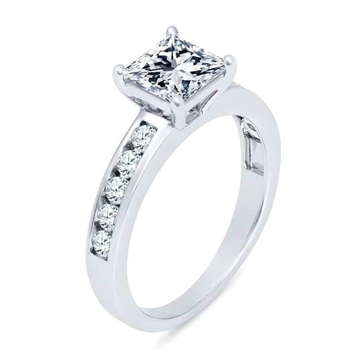 ANILLO MOISSANITAS VVS1 CORTE PRINCESS