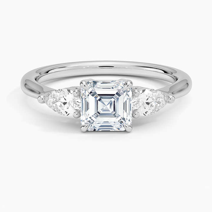ANILLO DE COMPROMISO DE TRES PIEDRAS (1,0 +0,37 ct )PERSONALIZADOS - Asscher Cut