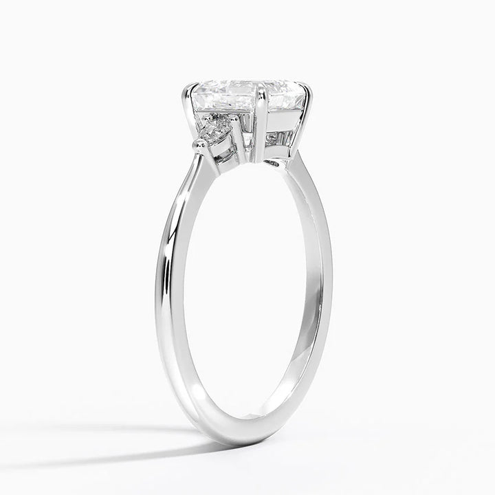 ANILLO DE COMPROMISO PETITE (1,25 + 0,11 CT) PERSONALIZADO - Asscher Cut