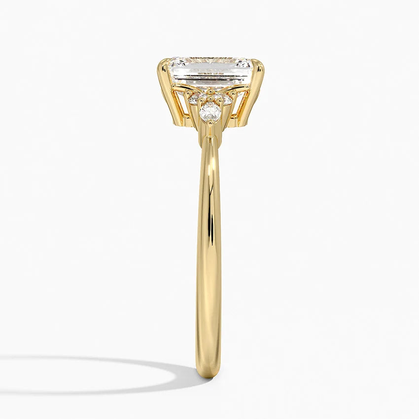 ANILLO DE COMPROMISO PETITE (1,5 + 0,11 CT) PERSONALIZADO - Emerald Cut