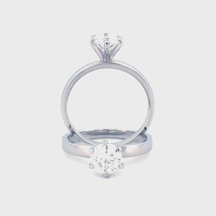 ANILLO DE COMPROMISO  SOLITARIO DEVENITE - PLATA LEY RODINADA Y MOISSANITAS