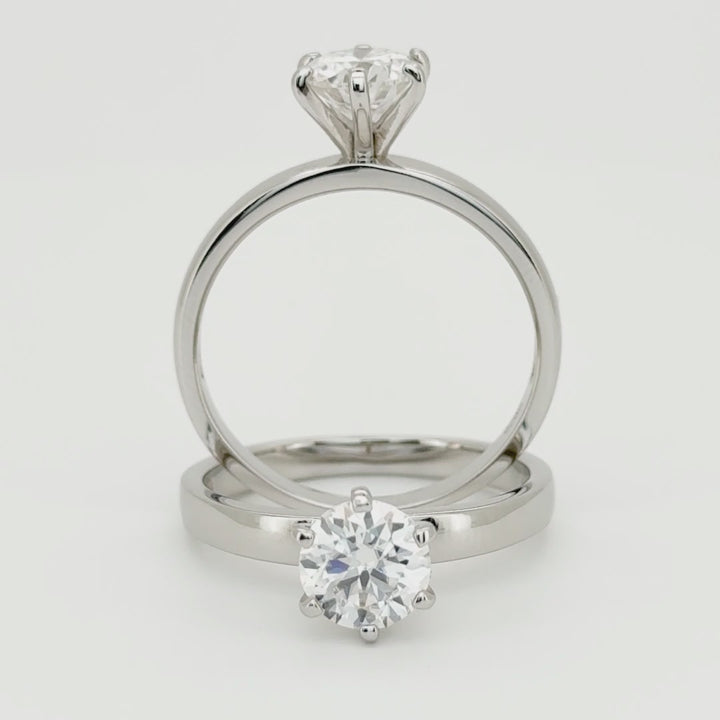 ANILLO DE COMPROMISO  SOLITARIO DEVENITE - PLATA LEY RODINADA Y MOISSANITAS