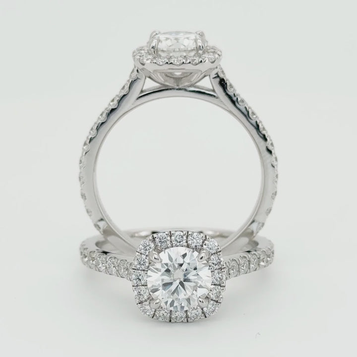 Anillo de compromiso con brillante 1 ct en halo forma Cushion