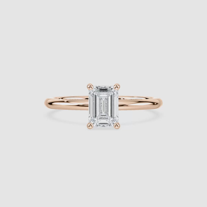 Anillo de compromiso solitario (1,0 + 0,06 ct) personalizado