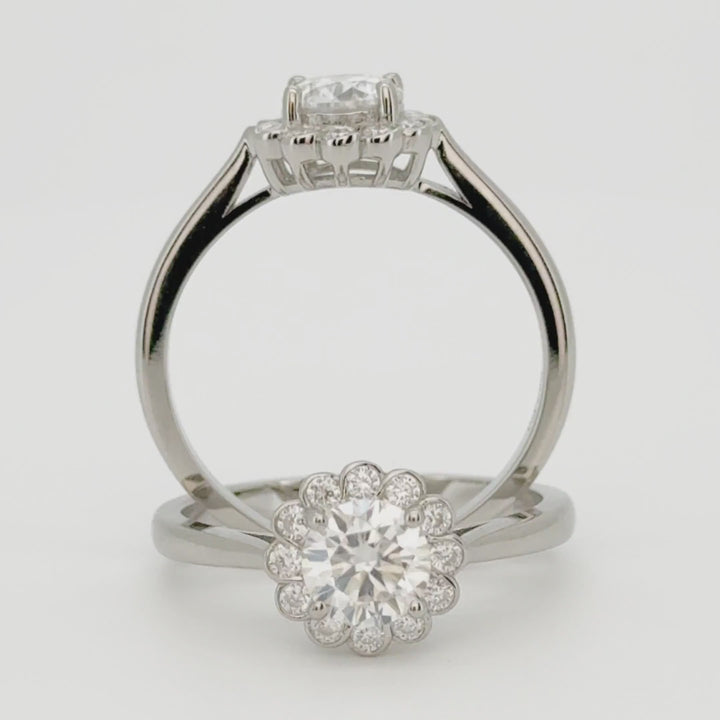 Anillo Con Halo De Brillantes 0.8 ct