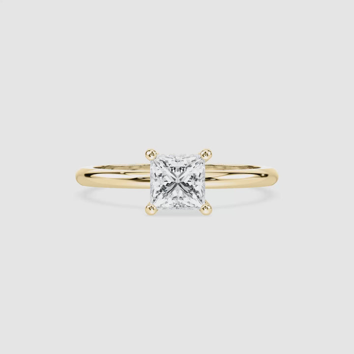 Anillo de compromiso solitario (1,0 + 0,06 ct) personalizado - Princess Cut