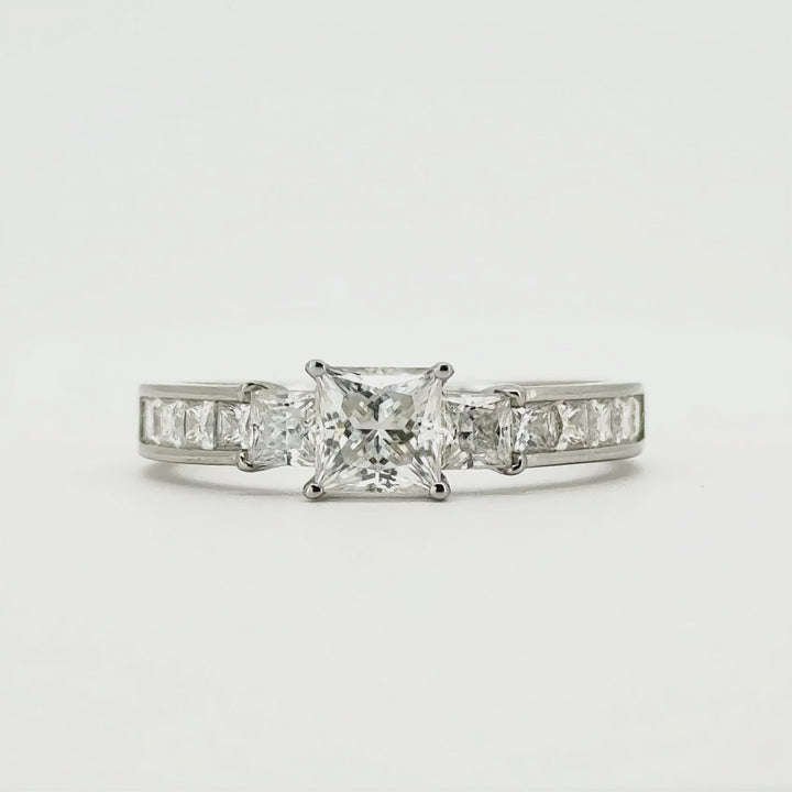 anillo de compromiso estilo Japones