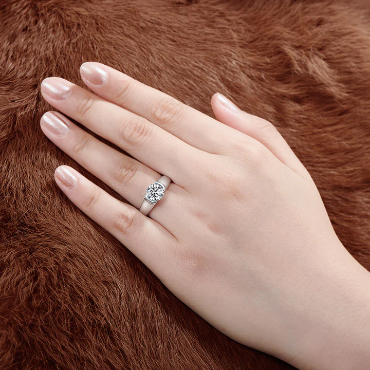 Anillo Morgan Bezel 2ct